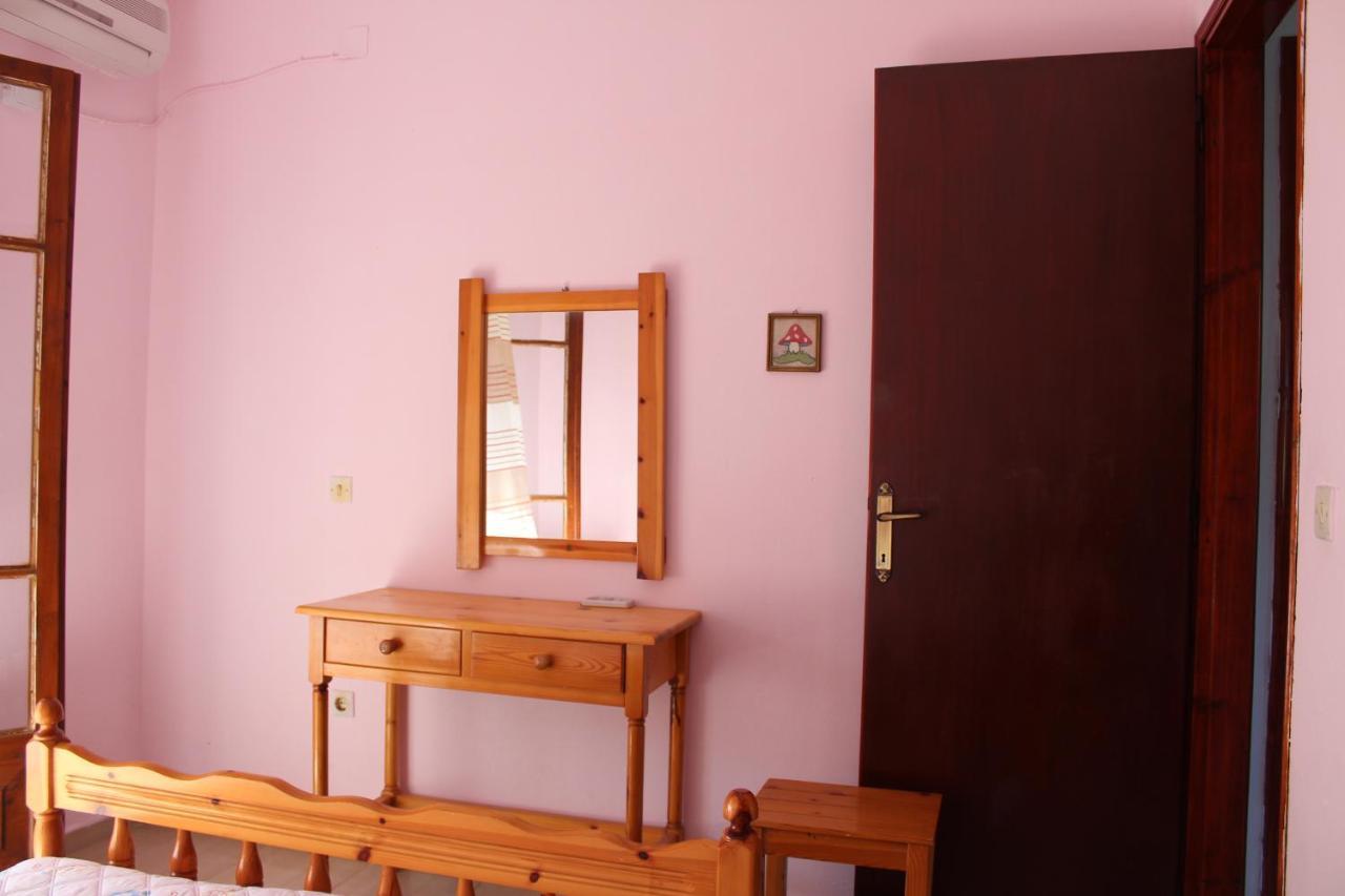 Apartamento Marina 1990 Agios Georgios Pagon Exterior foto